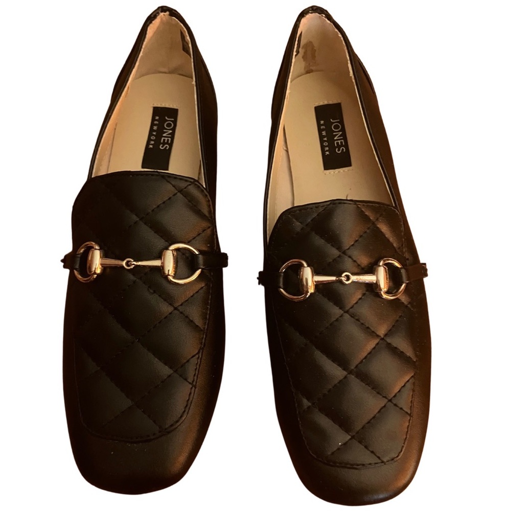 Jones New York Flats